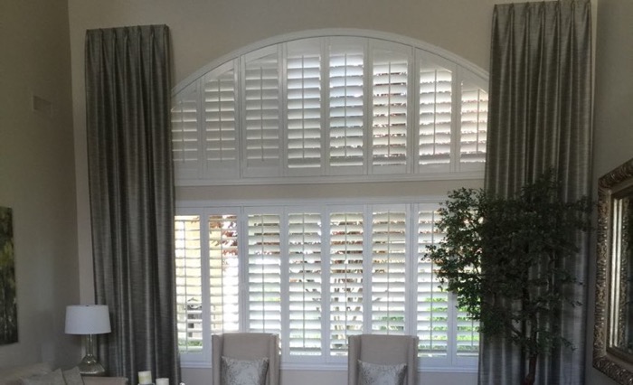 Fort Myers drapes and shutters.